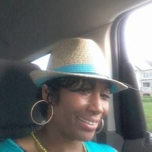 Meet your Posher, Zenita